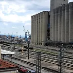 Peron 4,rijeka Apartment *