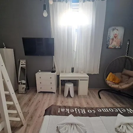 Apartment Peron 4-city & Station *