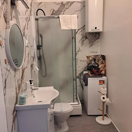 Peron 4-city & Station Apartment Rijeka